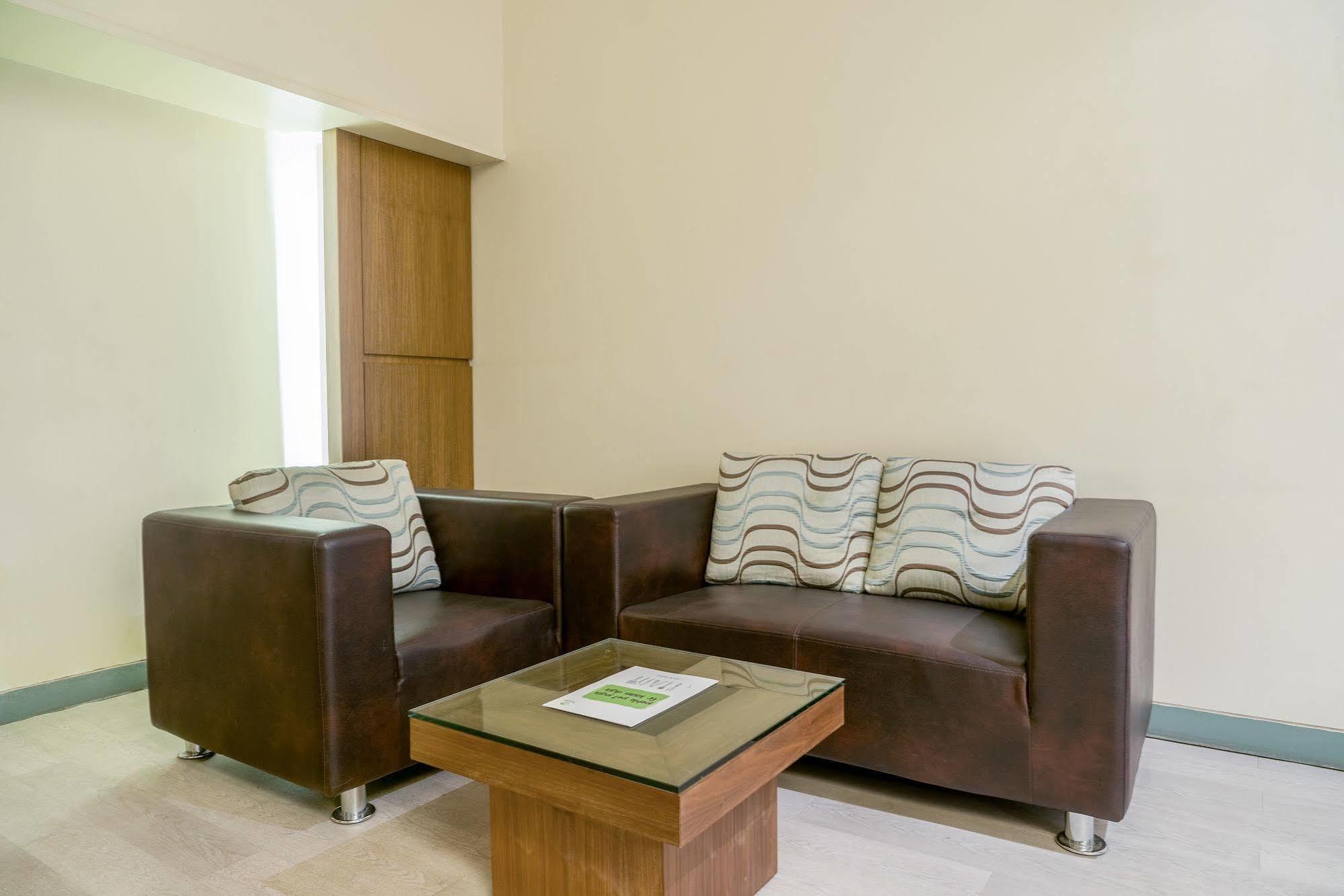 Mint Koregaon Park Next To Osho Ashram Pune Eksteriør bilde